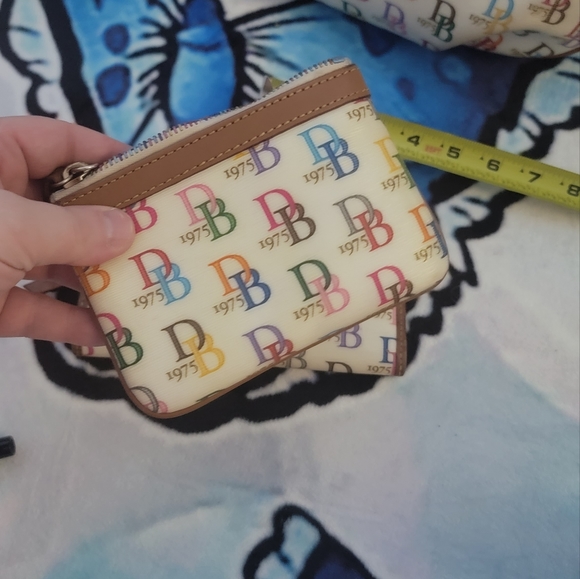 Dooney and bourkes purse set colorful - Picture 3 of 16